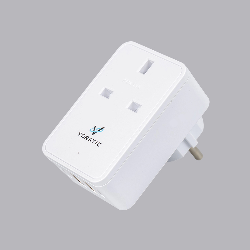 VT-924-DE Da Regno Unito a Germania, 1 presa, 2 porte USB, 2 adattatori per porte tipo C