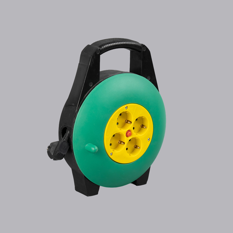 G4R-15 Avvolgicavo portatile da 15 m di tipo tedesco